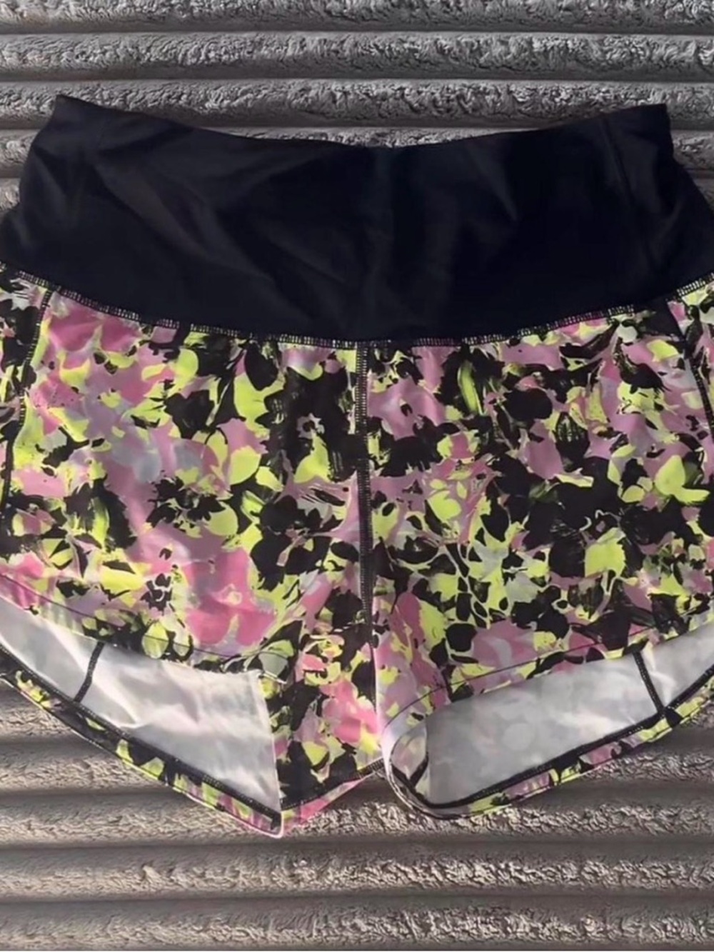 Lululemon neon floral speed up shorts